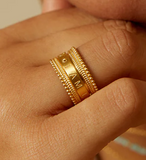 Satya | Loving Mantra Spinning Ring