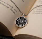 Pyrrha | New Chapter necklace