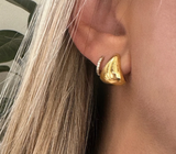 Leah Alexandra | Petite Claw Hoops