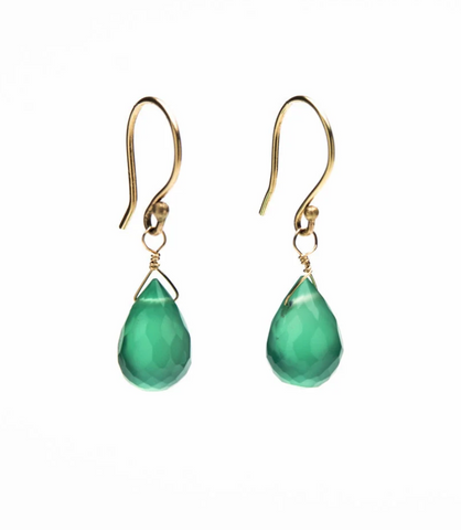 Eles | Teardrop gold earrings with green onyx