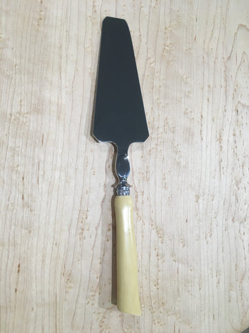 Boxwood Cake Lifter