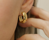 Leah Alexandra | Roma Hoops